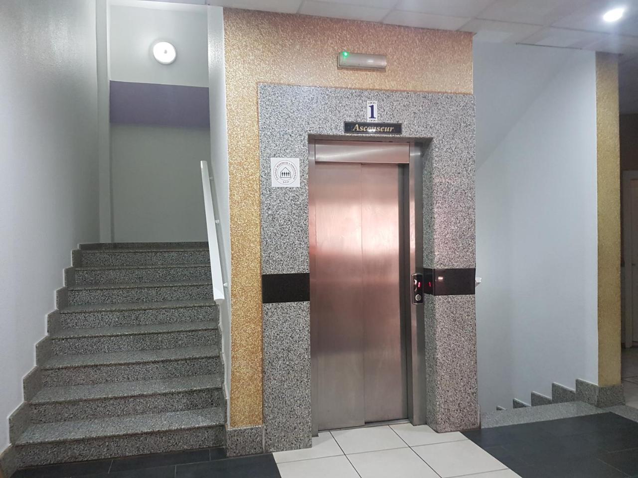 Charm El Cheikh Hotel Oran Bagian luar foto